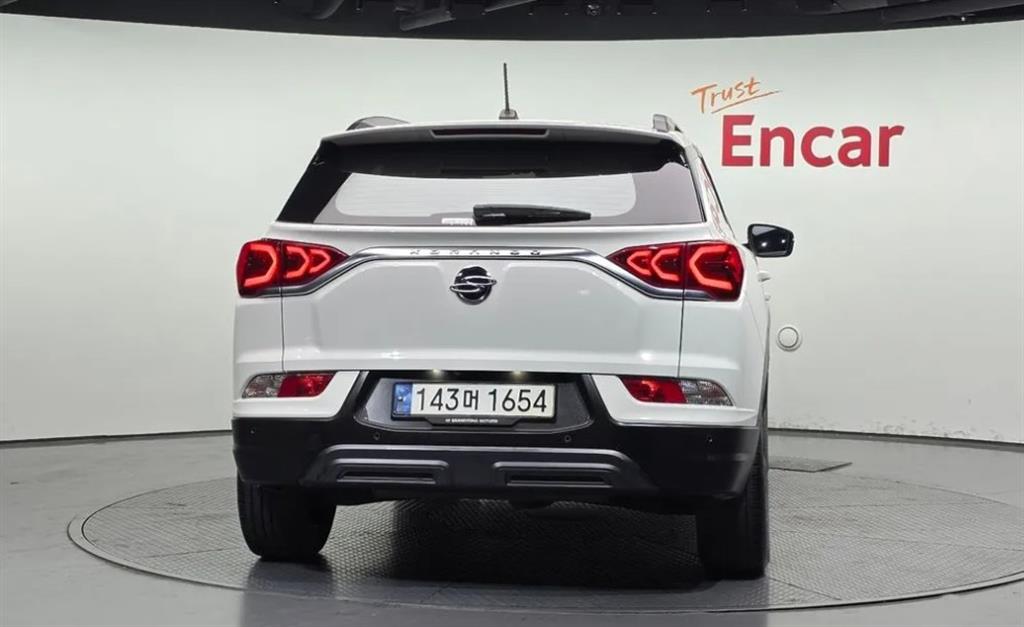 Ssangyong Korando - Vista 4