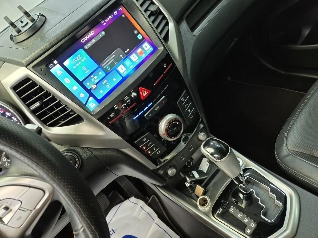 Ssangyong Tivoli - Vista 12