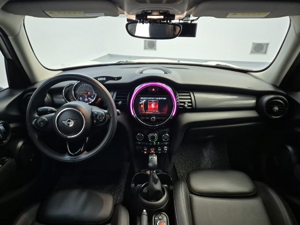 Mini Cooper - Vista 7