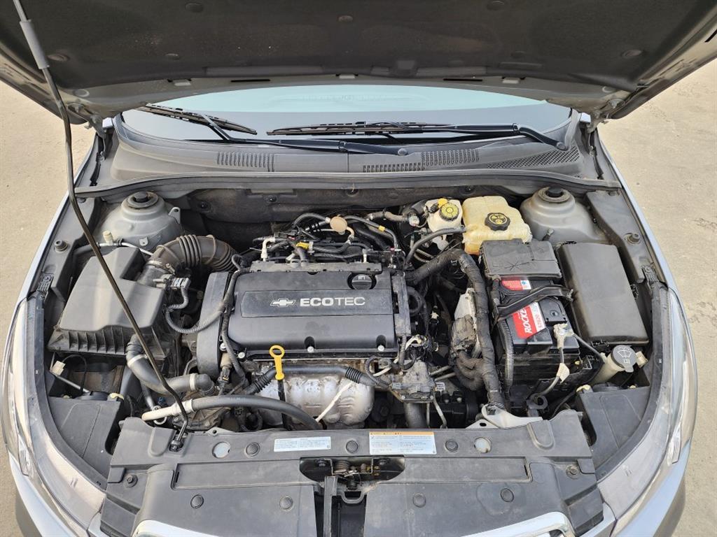 Chevrolet Cruise - Vista 7