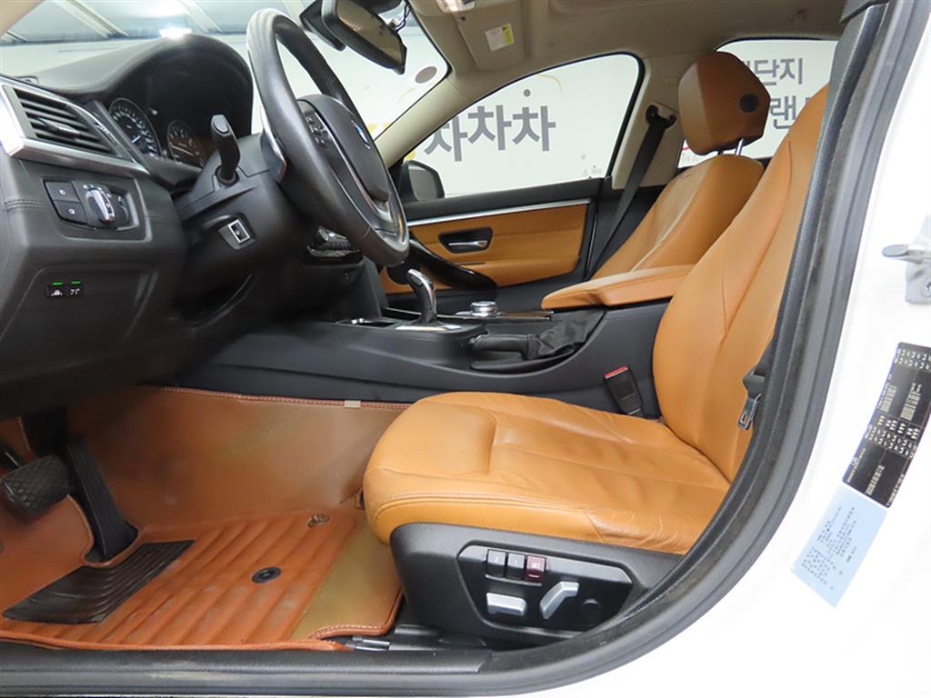 BMW 4 Series - Vista 5