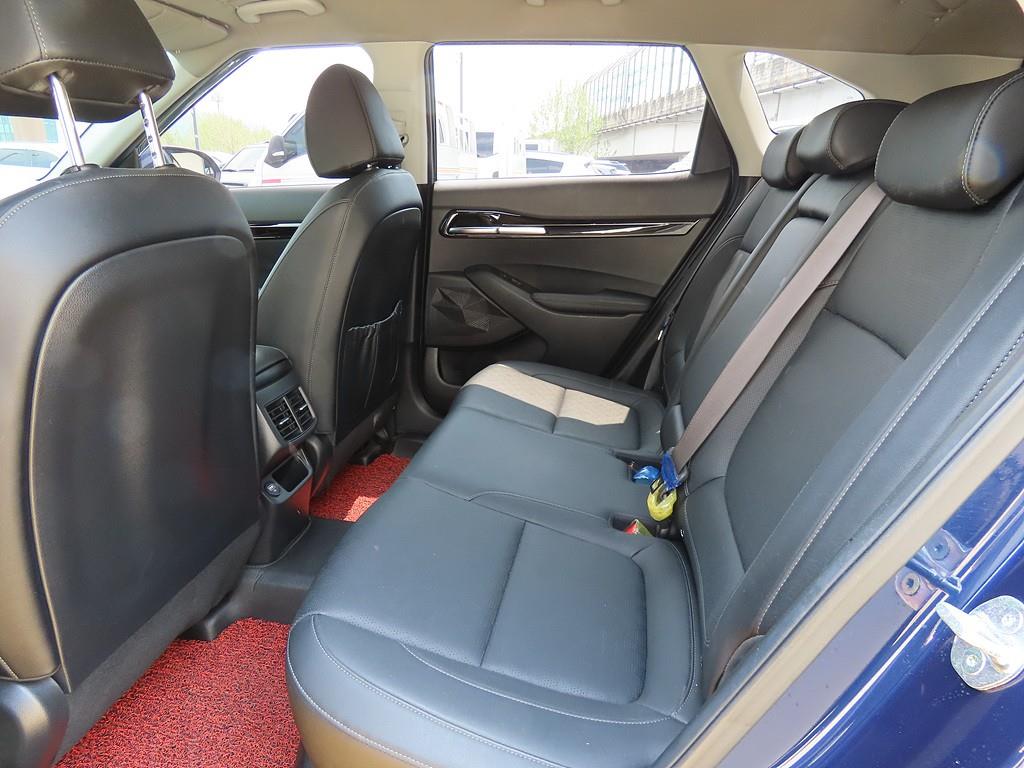KIA Seltos - Vista 6