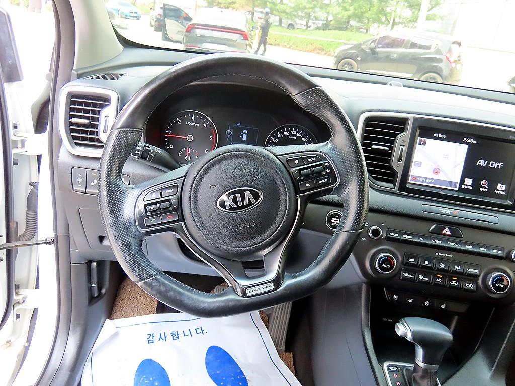 KIA Sportage - Vista 8