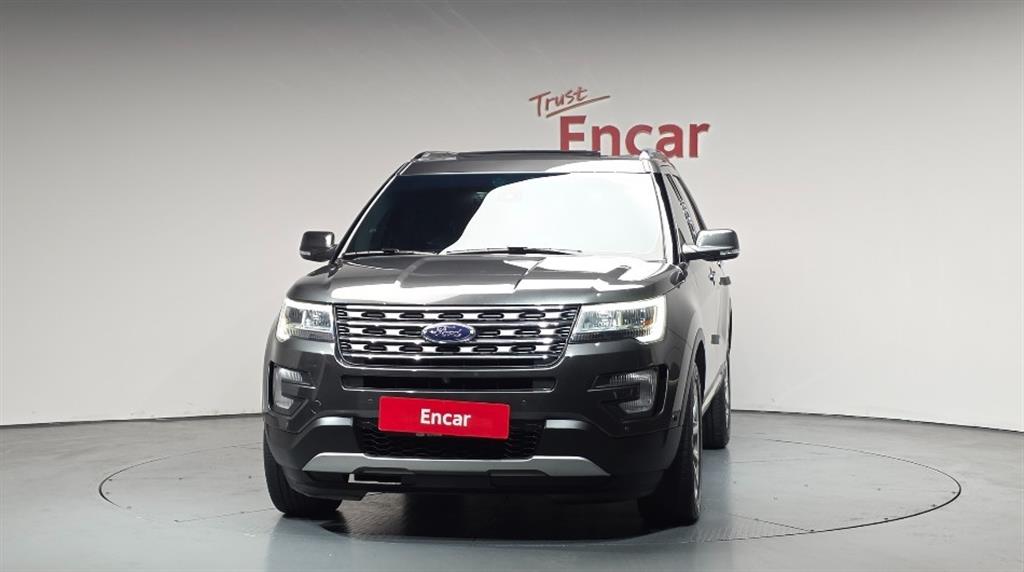 Ford Explorer - Vista 3