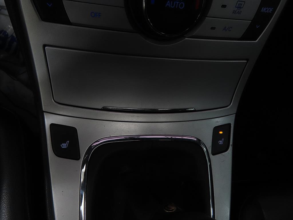 HYUNDAI Genesis - Vista 12