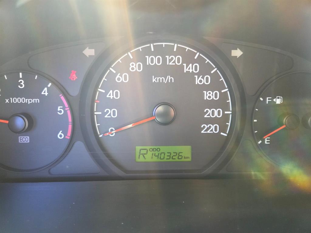 HYUNDAI Starex - Vista 7