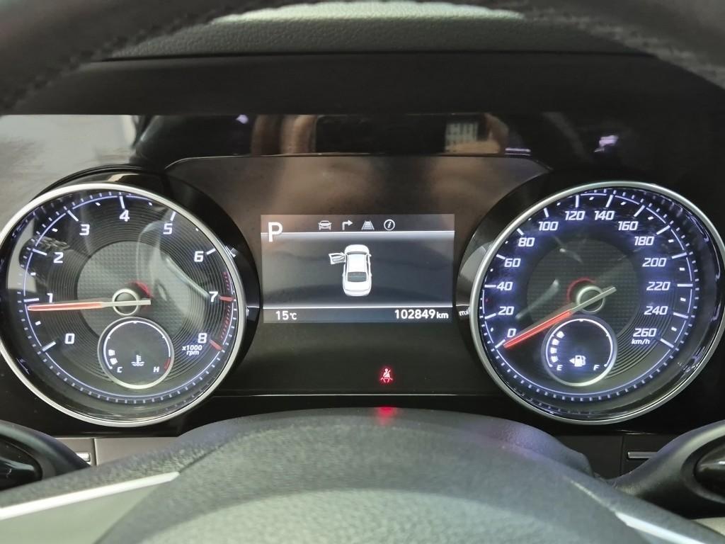 HYUNDAI Grandeur - Vista 6