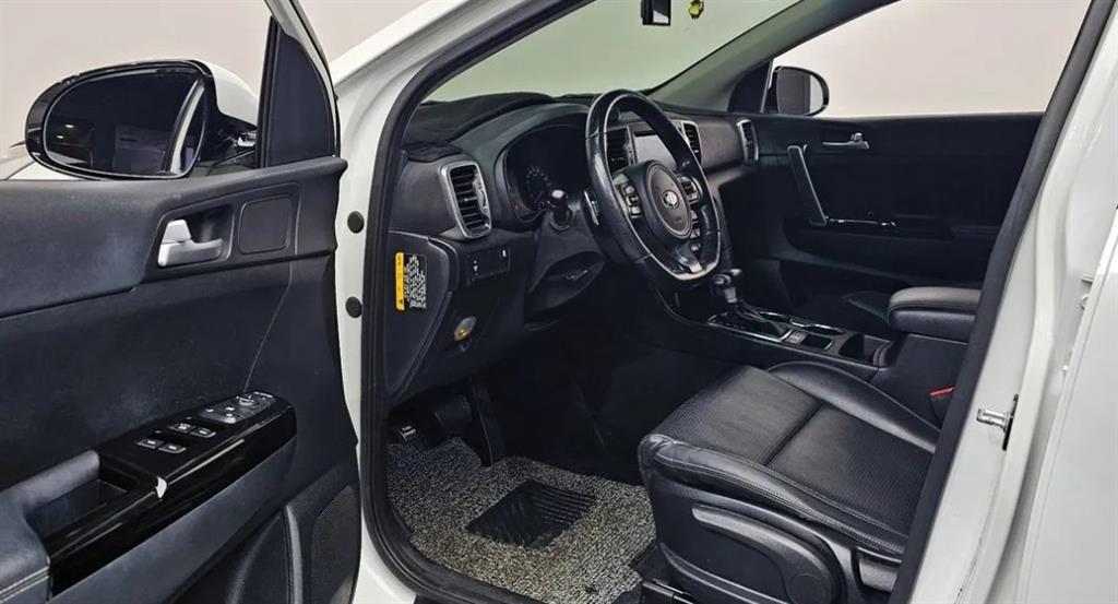 KIA Sportage - Vista 10