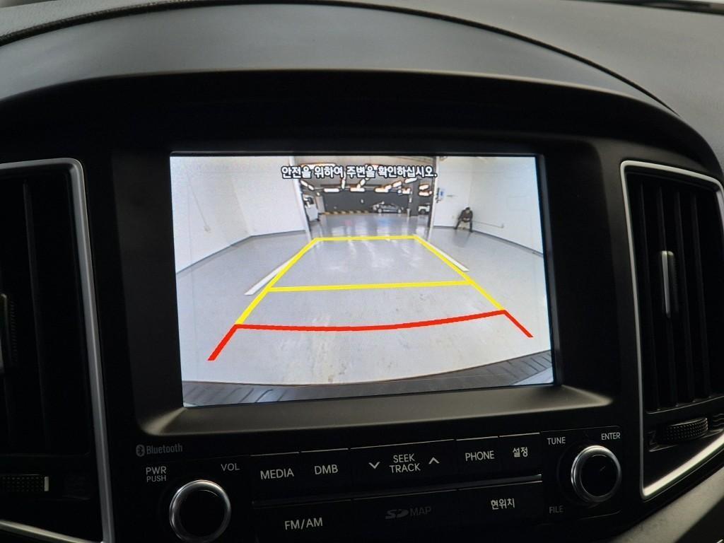 HYUNDAI Starex - Vista 8