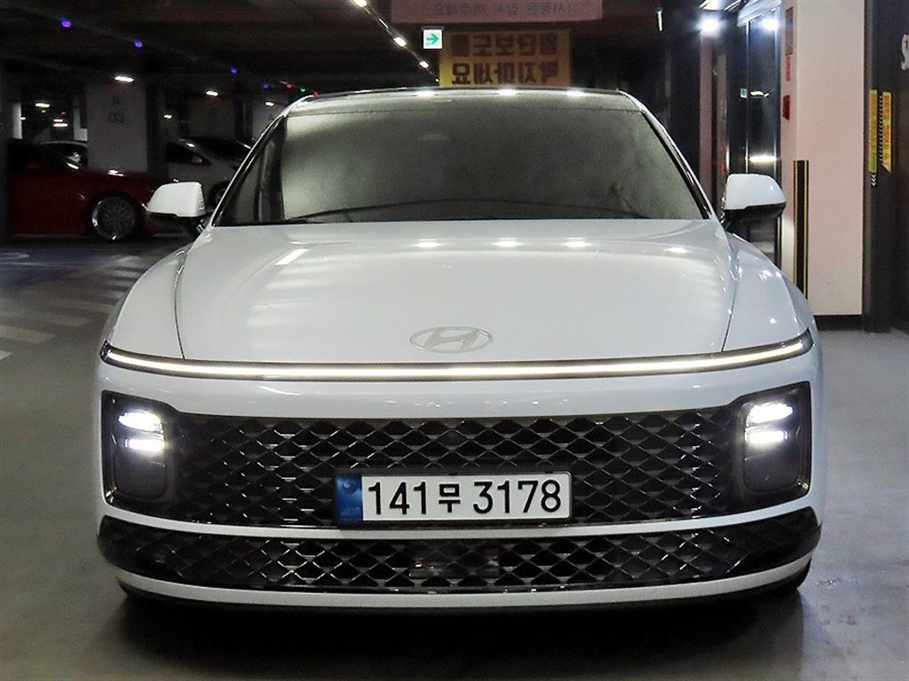 HYUNDAI Grandeur - Vista 2