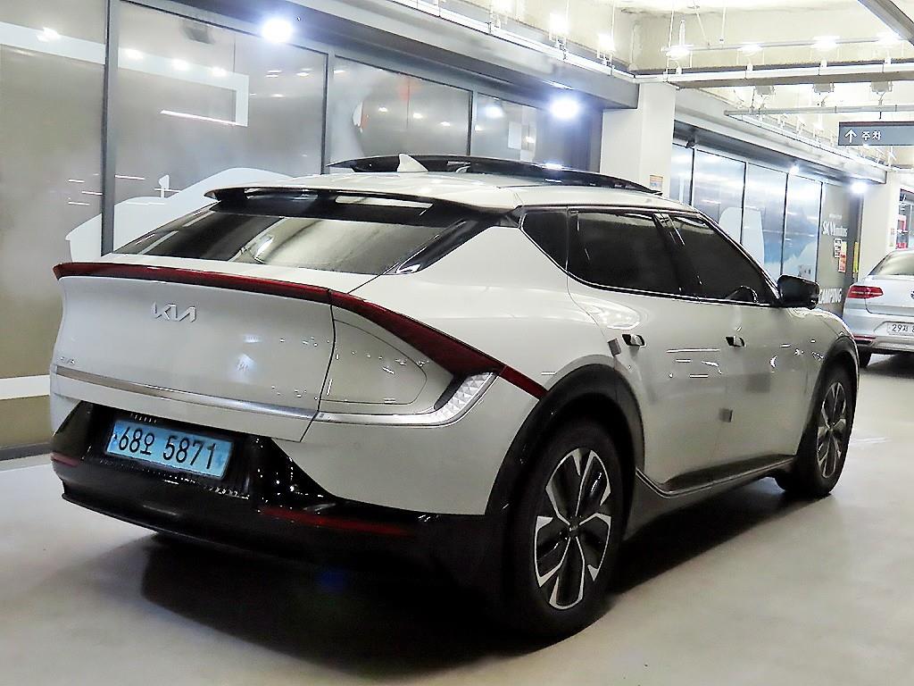 KIA EV6 - Vista 4