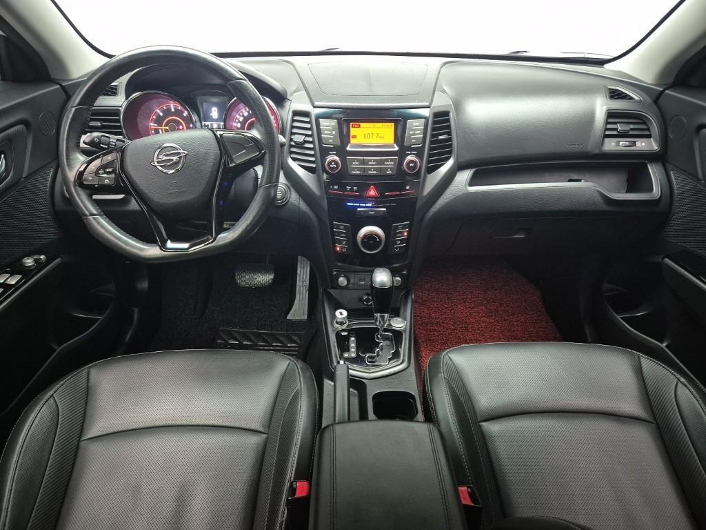 Ssangyong Tivoli - Vista 7