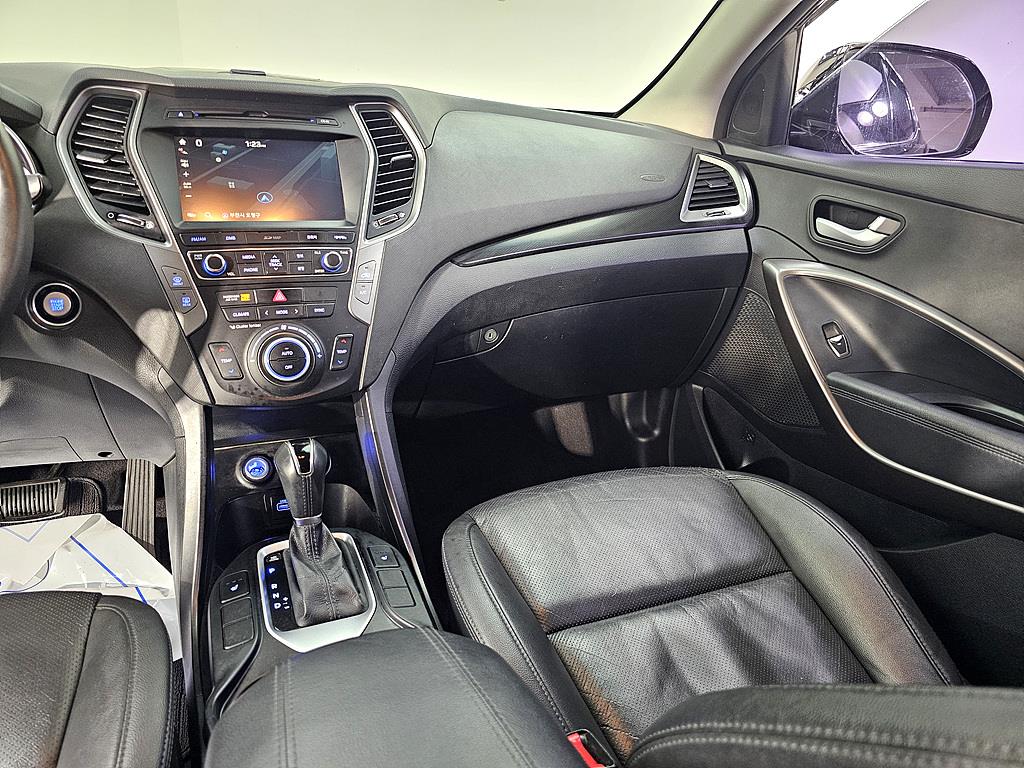 HYUNDAI Santa Fe - Vista 10