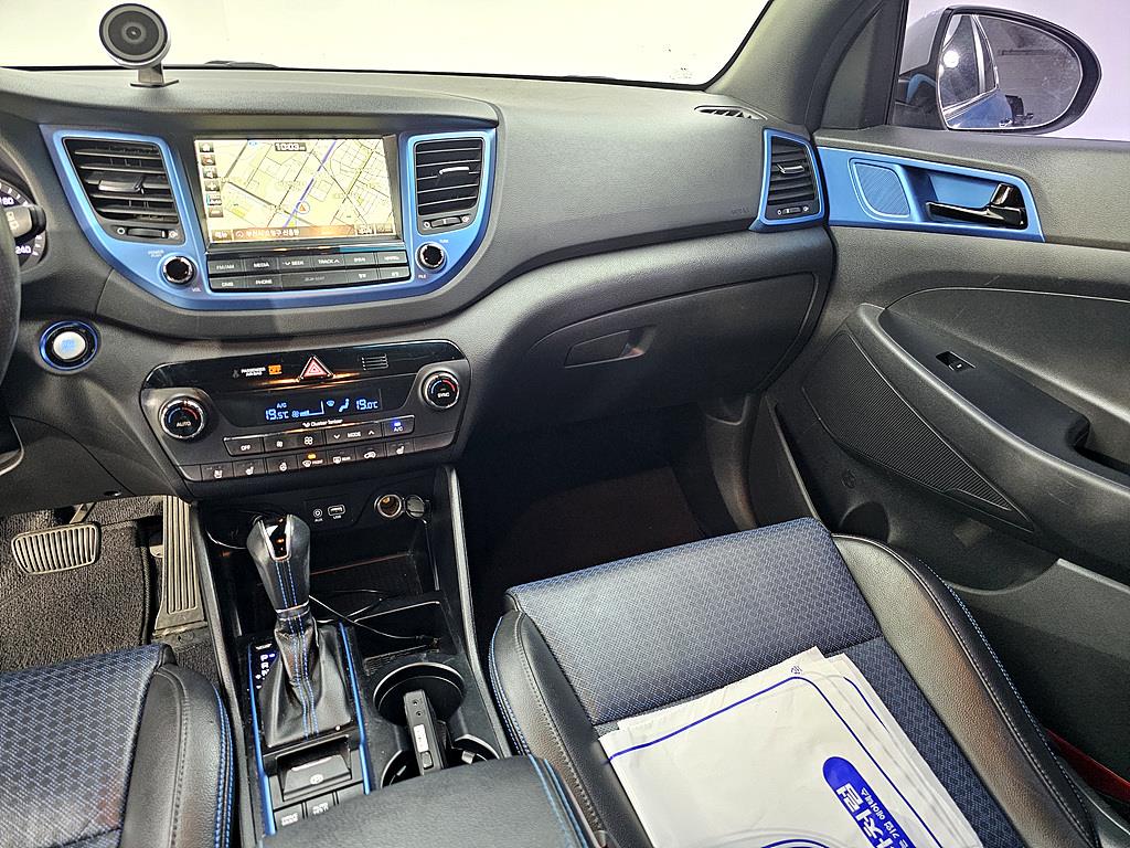 HYUNDAI Tucson - Vista 10