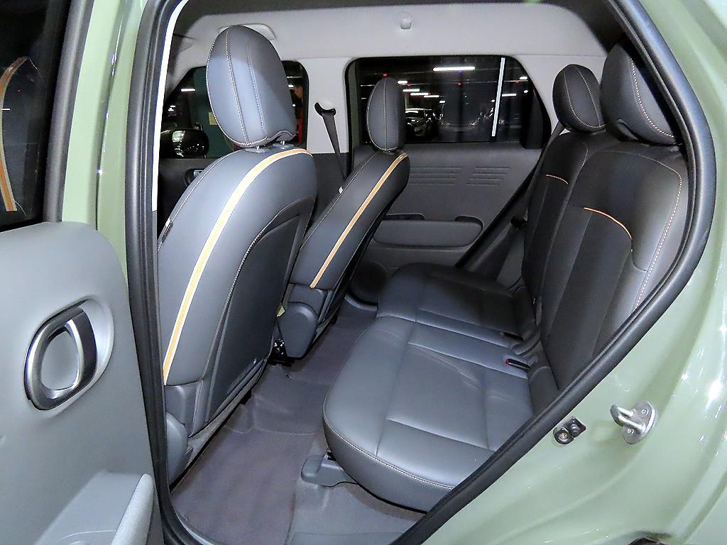 HYUNDAI Casper - Vista 7