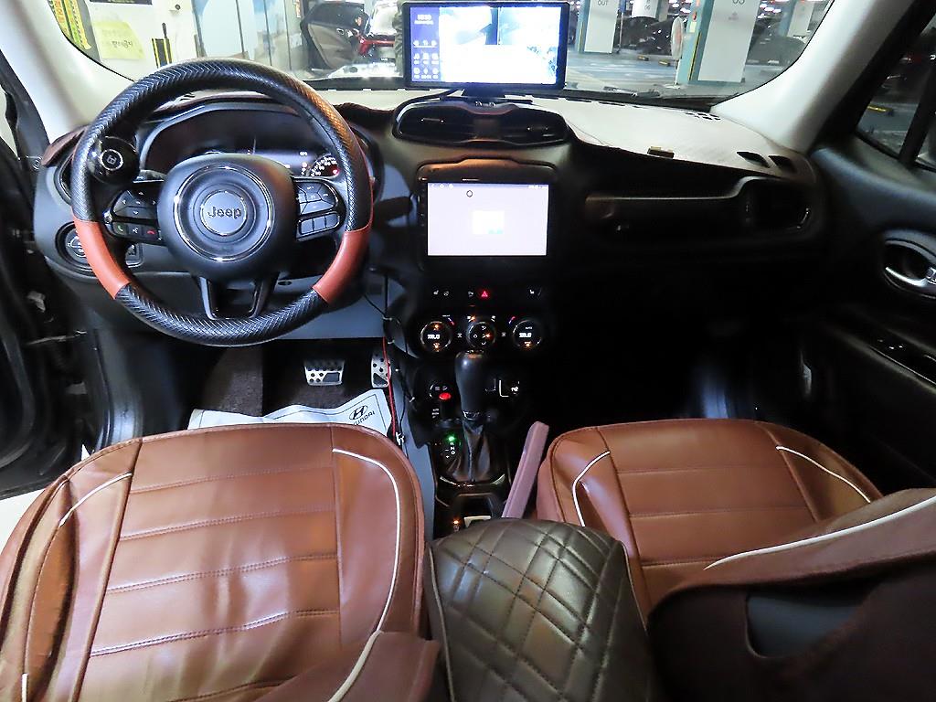 Jeep Renegade - Vista 10