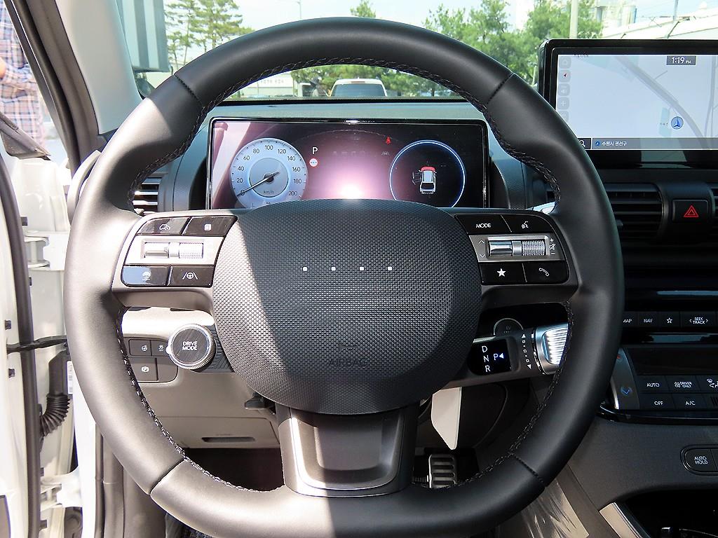 HYUNDAI Casper - Vista 8