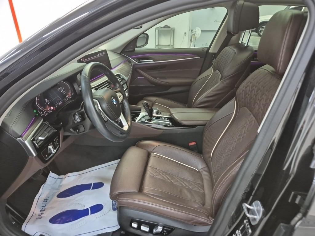 BMW 5 Series - Vista 11