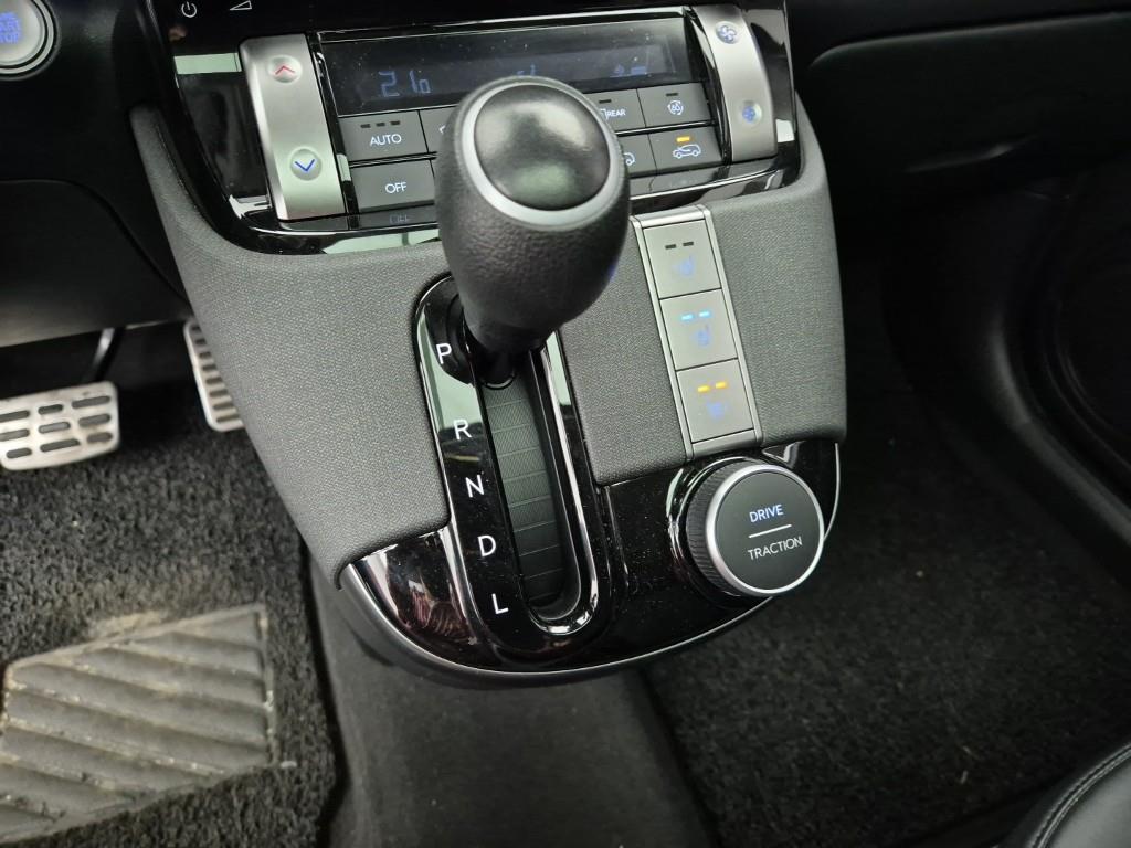 HYUNDAI Casper - Vista 8