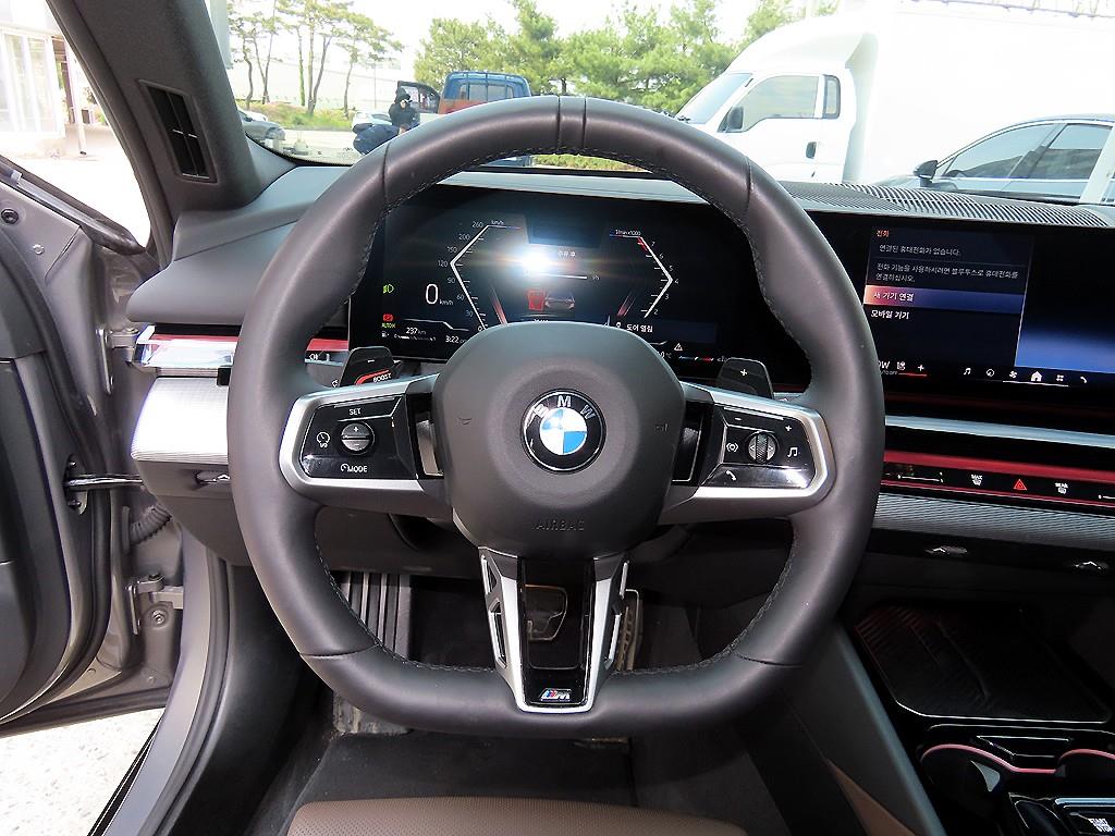 BMW 5 Series - Vista 8