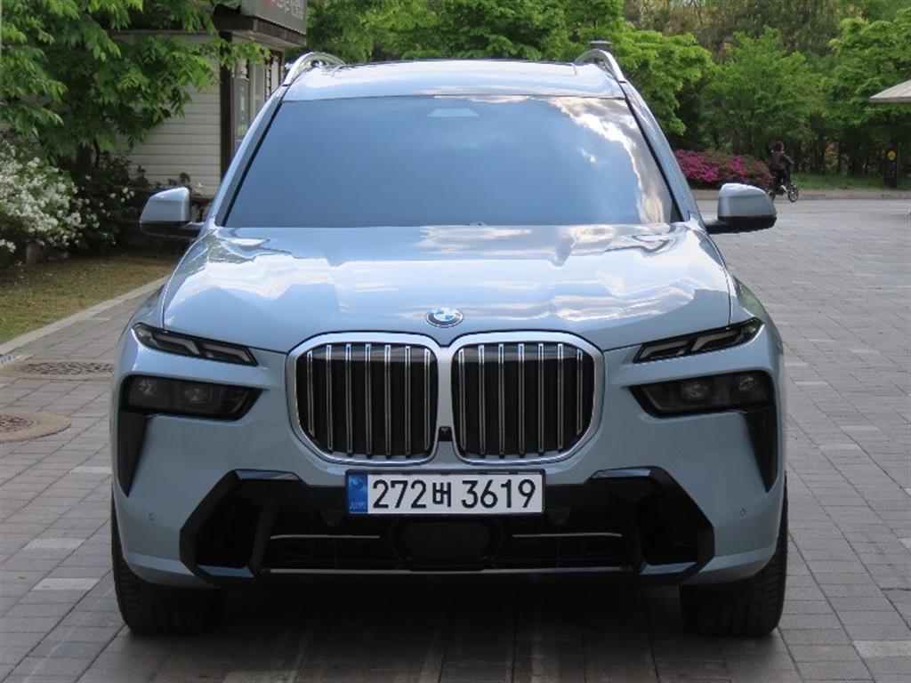 BMW X7 2025 Plateado - Importación desde Corea - HF Imports Iquique - Foto 1