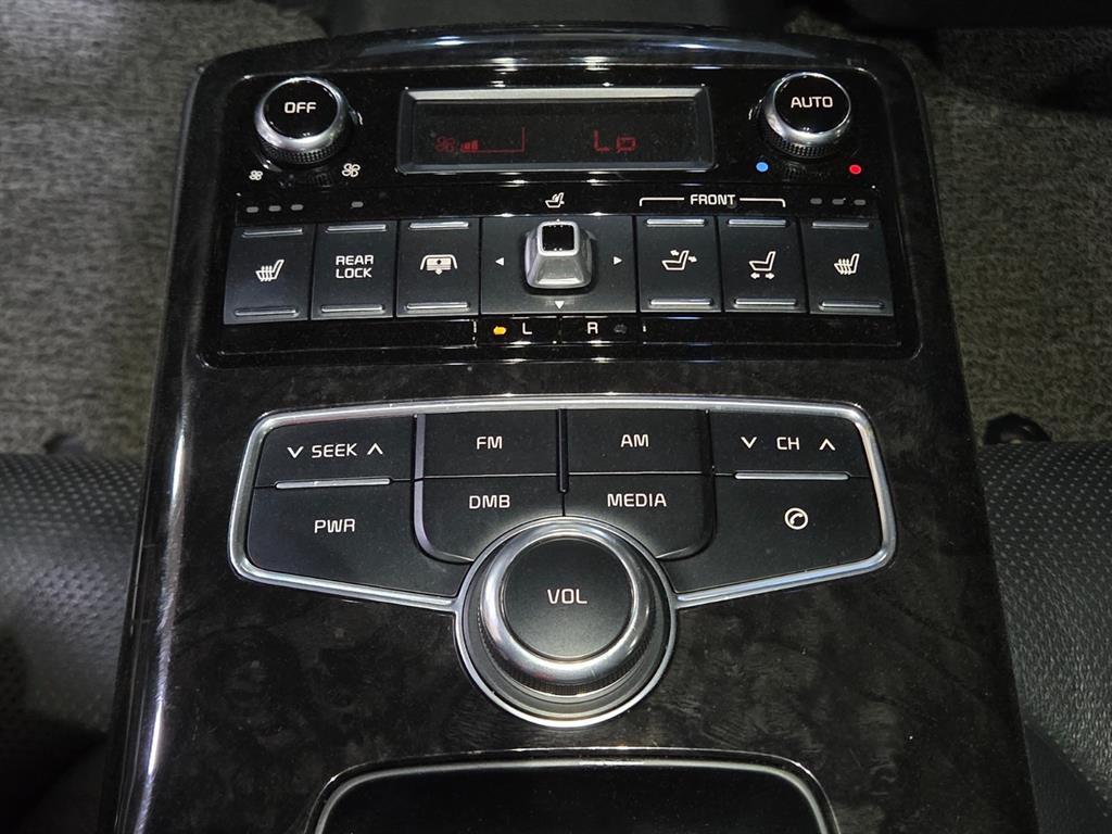 KIA K9 2014 Negro - Importación desde Corea - HF Imports Iquique - Foto 17