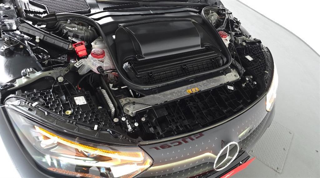 Mercedes Benz EQE - Vista 9
