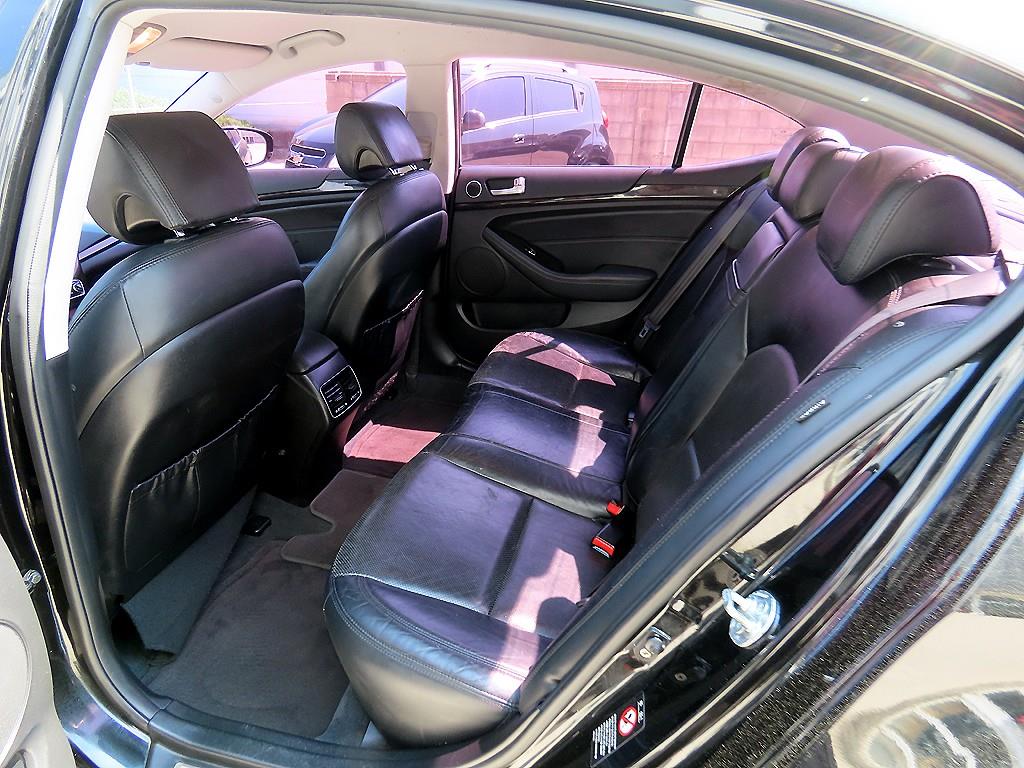 KIA K7 - Vista 6