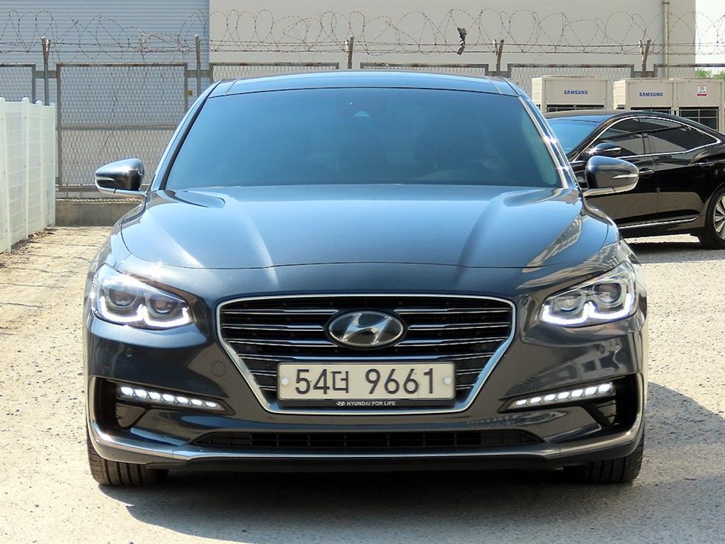 HYUNDAI Grandeur - Vista 2