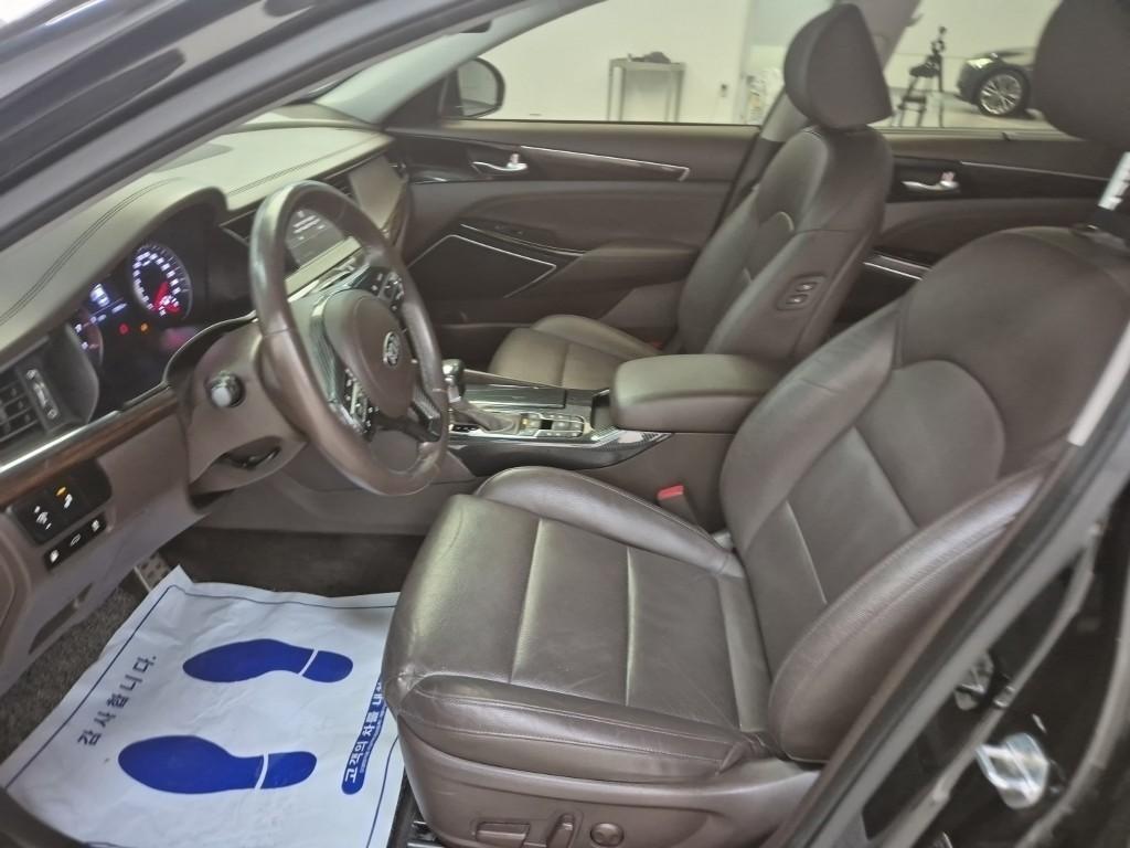 KIA K7 - Vista 6