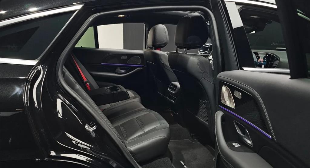 Mercedes Benz GLE Class - Vista 11