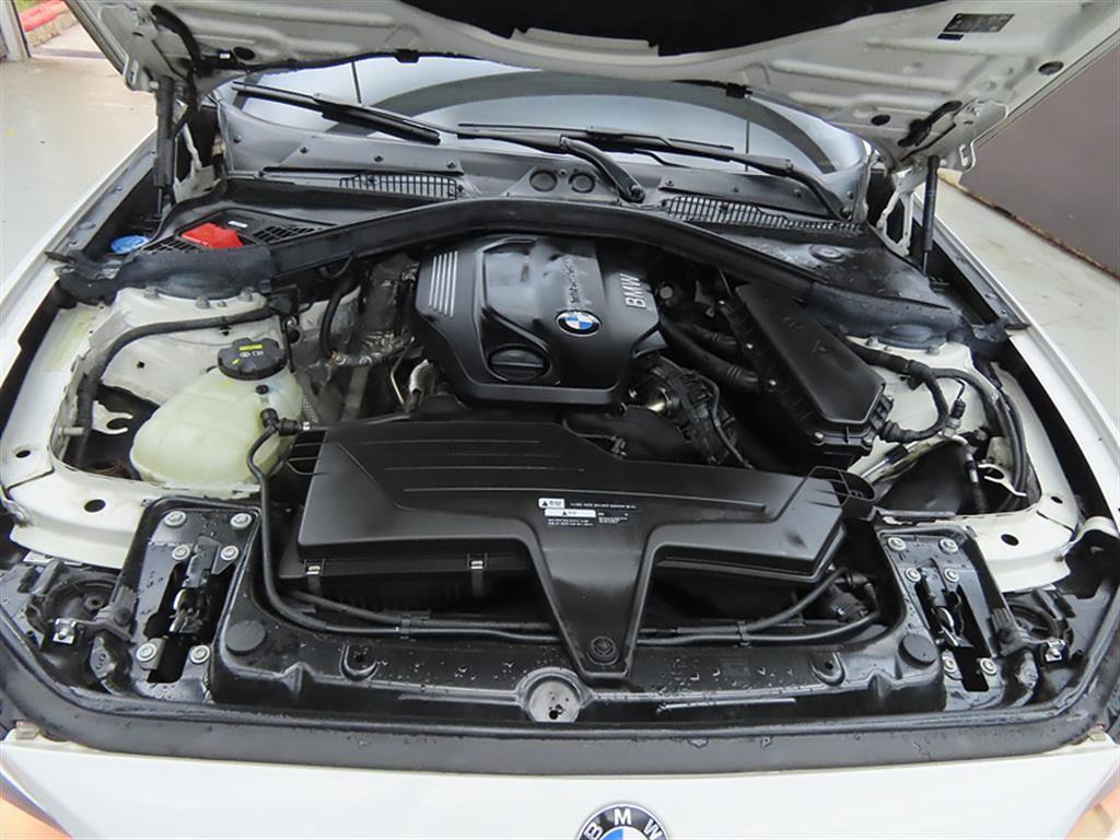 BMW 1 series - Vista 5