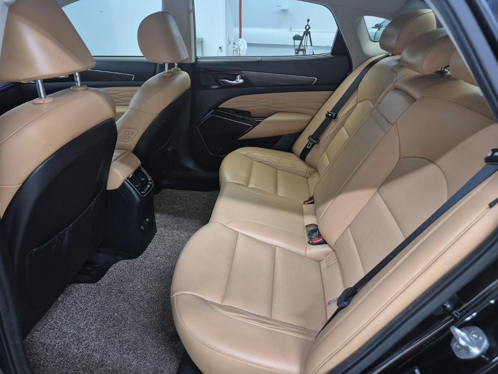 KIA K7 - Vista 12