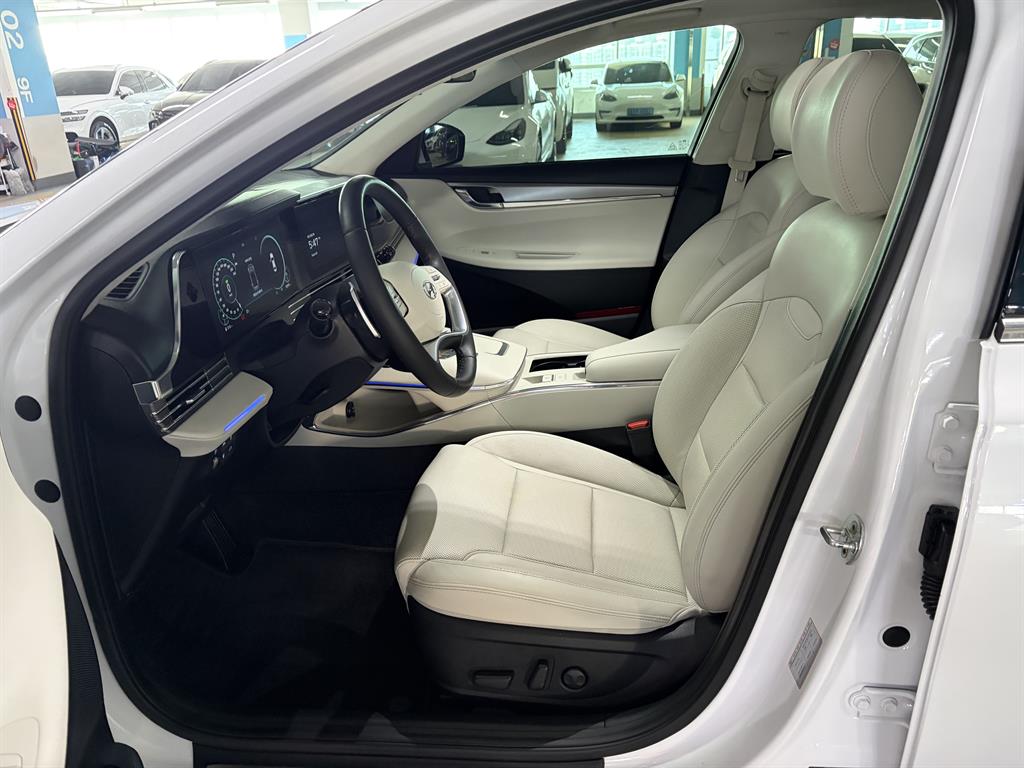 HYUNDAI Grandeur 2022 Blanco - Importación desde Corea - HF Imports Iquique - Foto 14