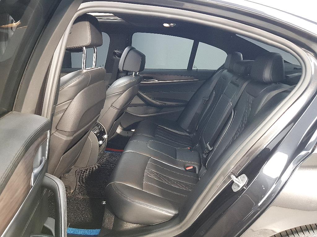 BMW 5 Series - Vista 9
