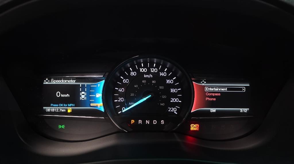 Ford Explorer - Vista 11