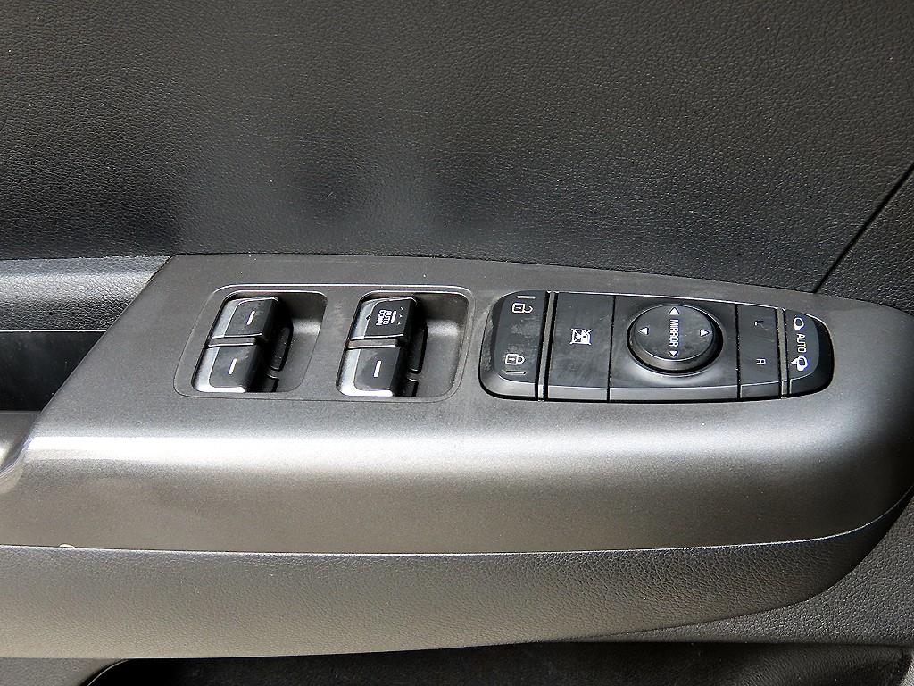 KIA Sportage - Vista 11