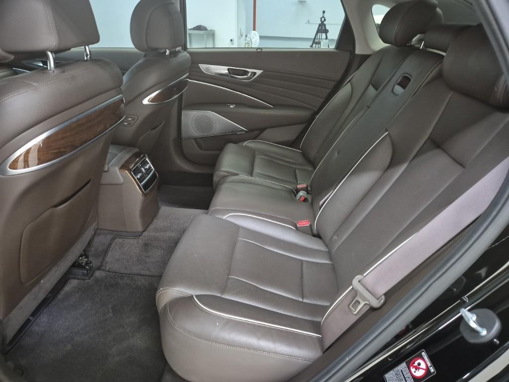 KIA K9 - Vista 12