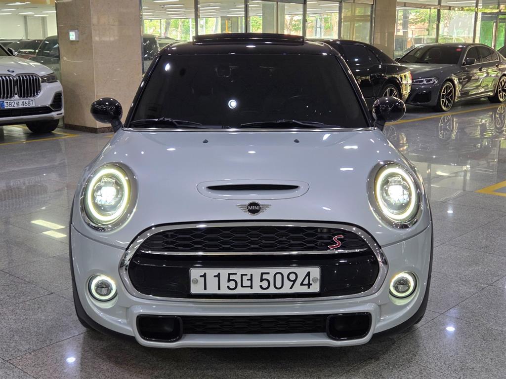 Mini Cooper - Vista 2