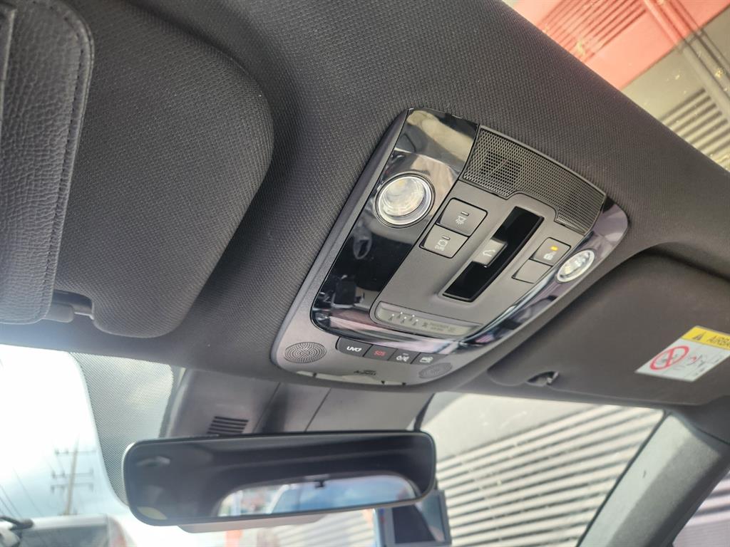 KIA Sorento - Vista 9