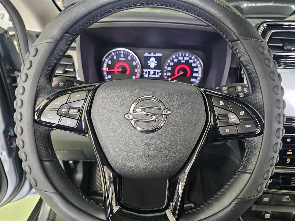 Ssangyong Tivoli - Vista 6