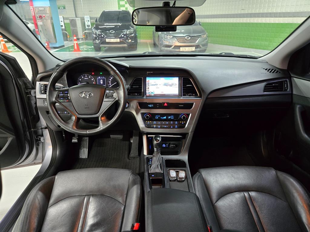 HYUNDAI Sonata - Vista 8