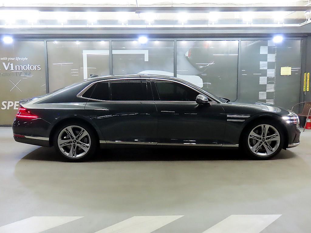 Genesis G90 - Vista 3