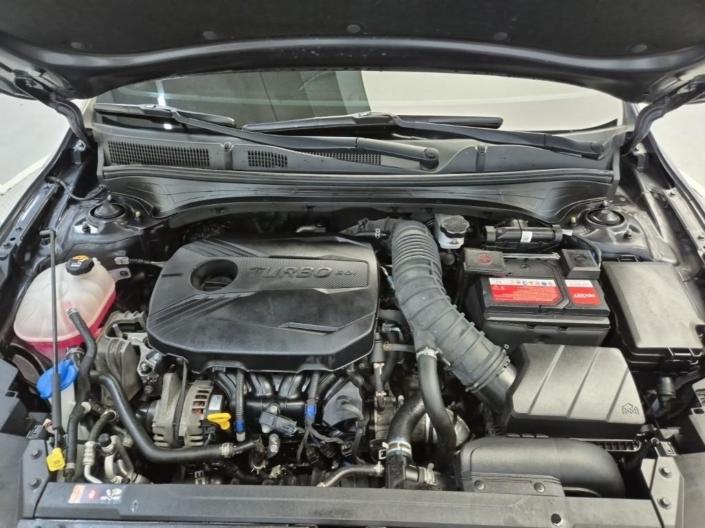 KIA K3 - Vista 5