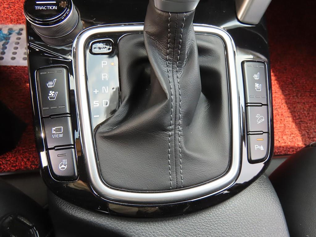 KIA Seltos - Vista 10