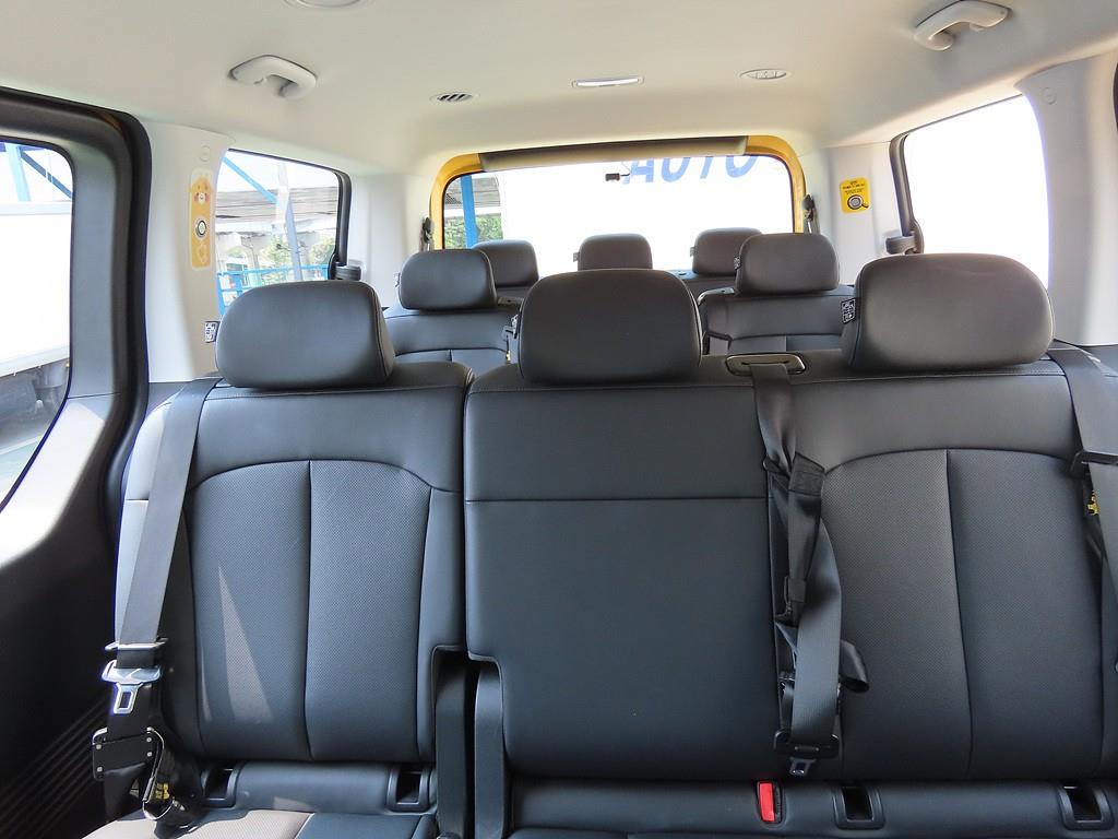 HYUNDAI Staria - Vista 6