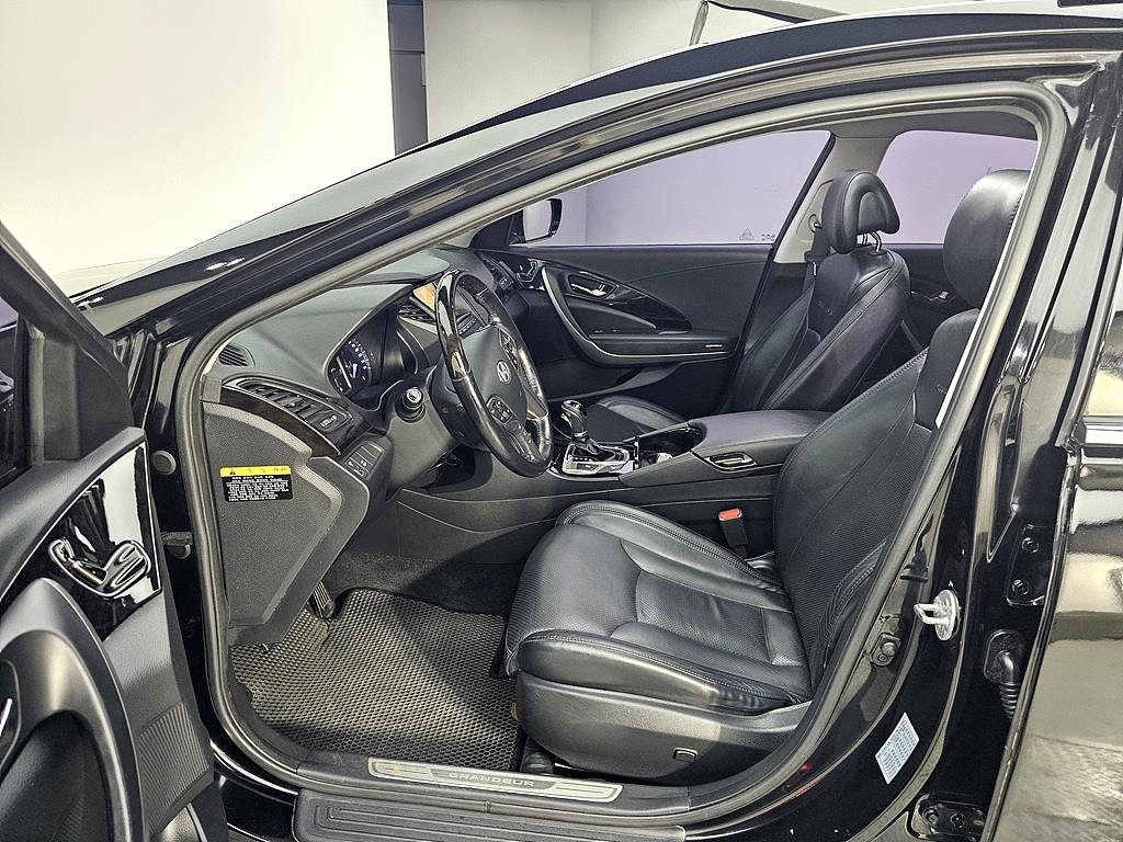 HYUNDAI Grandeur - Vista 8