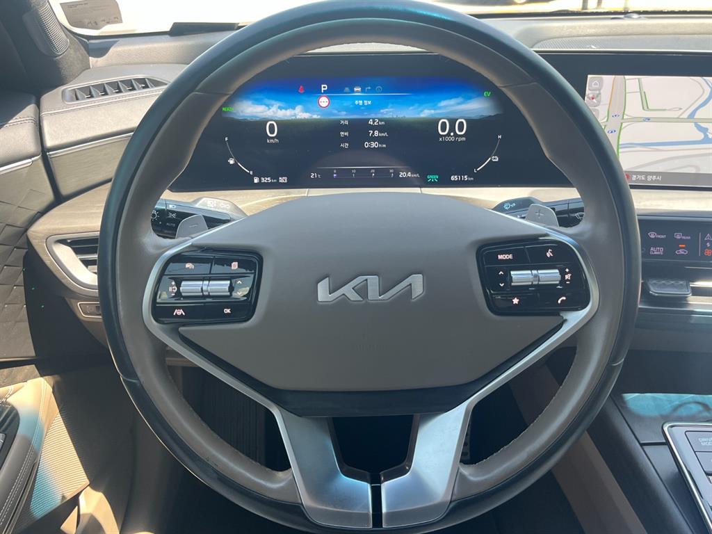 KIA K8 - Vista 7