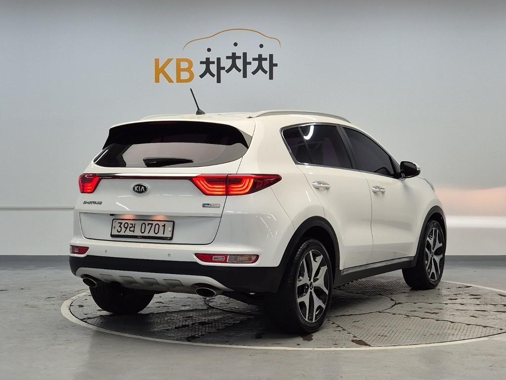 KIA Sportage - Vista 5