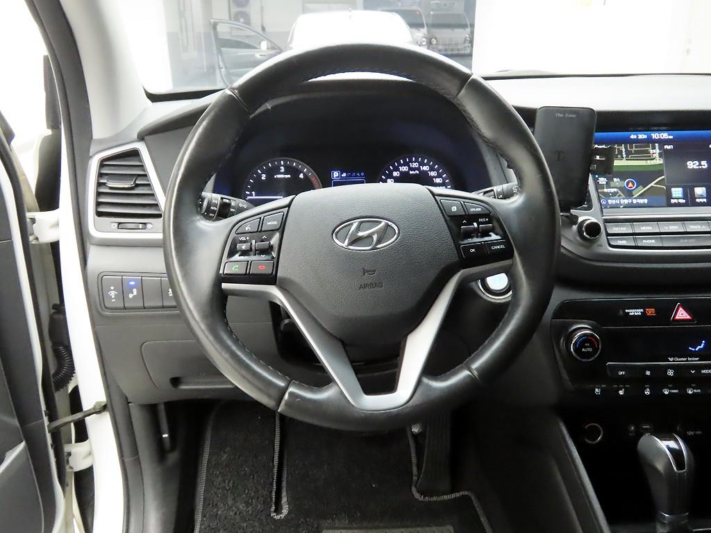 HYUNDAI Tucson - Vista 7